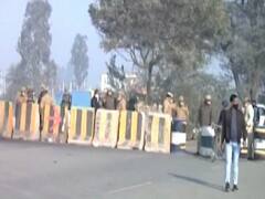 Singhu Border पर बढ़ाई गई सुरक्षा, आम जनता करना पड़ रहा है परेशानियों का सामना 