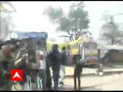 સિંઘુ બોર્ડર પર ખેડૂતો અને સ્થાનિકો વચ્ચે હોબાળો, પોલીસે ટિયરગેસના સેલ છોડ્યા