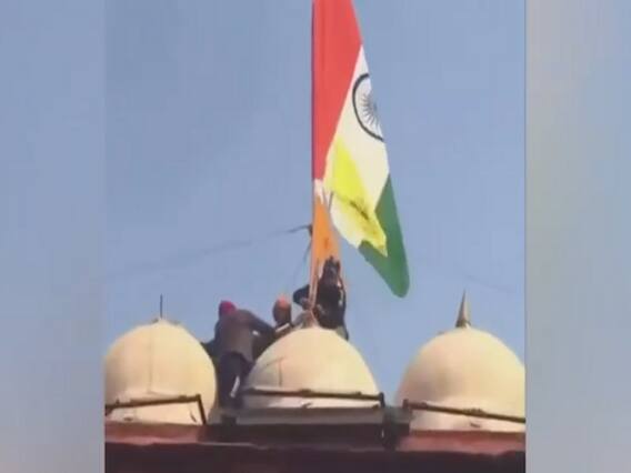 लाल किले के गुंबद से कलश उतारने का वीडियो आया सामने
