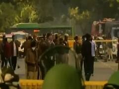 Delhi Blast: कार से आए थे धमाका करने वाले, तीन लोग थे सवार - सूत्र