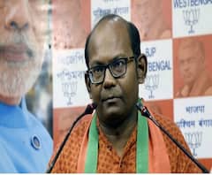 বিধাননগরে রবীন্দ্রনাথ ঠাকুরের মূর্তি শুদ্ধিকরণ কর্মসূচি সায়ন্তনের, 'ভোটের আগে রাজনীতি', খোঁচা তৃণমূলের