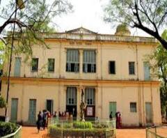 Visva Bharati Road Contro: শান্তিনিকেতনে রাস্তা আটকে পাঁচিল তোলার কাজ বন্ধ করে দিলেন জেলাশাসক ও পুলিশ সুপার