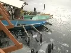 Dal lake freezes as temperature plummets in Jammu and Kashmir | Top News