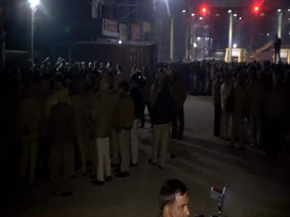 Delhi Blast और Kisan Andolan के मद्देनजर Tikri Border पर बढ़ाई गई सुरक्षा