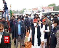 Akhilesh भी हुए Tractor Parade में शामिल, साथ में नजर आए Ram Gopal Yadav