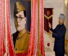 राष्ट्रपती भवनातील नेताजींच्या फोटोवरून वाद, फोटोतील व्यक्ती प्रसूनजित चॅटर्जी असल्याचा दावा