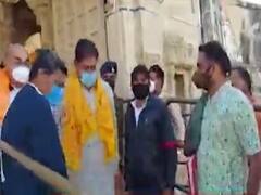 દ્વારકા મંદિરના સંચાલકો સામે દ્વારકા દેવસ્થાન સમિતિને ફરિયાદ કરાઇ, જાણો શું છે કારણ?