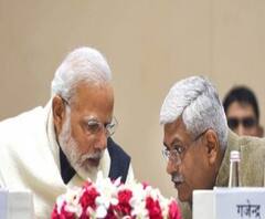 ৭টায় বাংলা (২): 'বাঙালির ডিএনএ-র বদল হয়েছে, প্রতিবাদ করতে ভুলে গেছে', মন্তব্য কেন্দ্রীয় মন্ত্রীর, পাল্টা খোঁচা ফিরহাদের