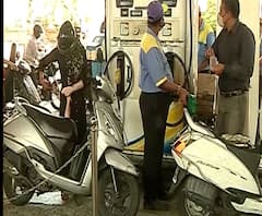 पेट्रोल शंभरी गाठणार? पेट्रोलचे दर नव्वदीच्या पुढे, डिझेल 80 रुपयांवर, वाढत्या दरांमागे गौडबंगाल?