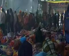 Ghazipur Border पर सुबह कुछ ऐसा दिखा मंजर, बड़ी संख्या में फिर जुट रहे किसान 