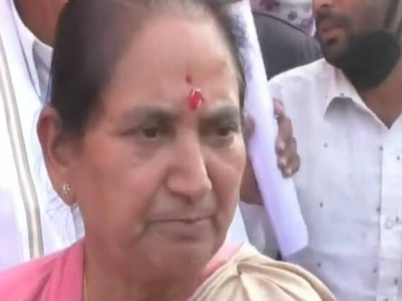 किसान आंदोलन पर BJP सांसद का विवादित बयान, आंदोलन कर रहे किसानों को बताया आतंकवादी और खालिस्तानी 