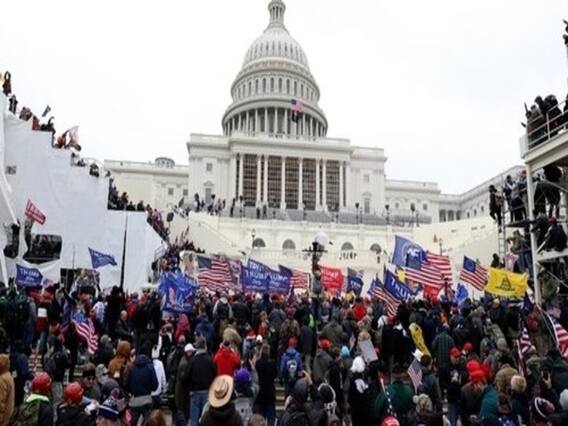 હોબાળા બાદ વોશિંગ્ટનમાં 15 દિવસનું ઇમરજન્સી લોકડાઉન, ટ્રમ્પના તમામ સોશિયલ મીડિયા એકાઉન્ટ્સ બ્લોક