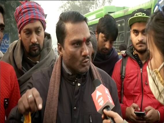 Tractor Rally Violence : चश्मदीदों ने बताई, गणतंत्र दिवस पर दिल्ली में हुई हिंसा की आप-बीती