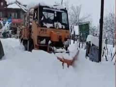 Jammu और Kashmir के 9 जिलों में बर्फीले तूफान का अलर्ट | Namaste Bharat