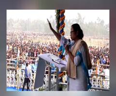 Morning Headlines: নন্দীগ্রাম থেকে ভোটে দাঁড়াতে ইচ্ছুক Mamata Banerjee, চারু মার্কেটে Dilip Ghosh - Suvendu Adhikari-র মিছিলে ধুন্ধুমার 