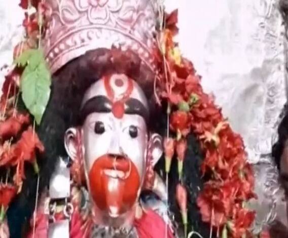 ৭টায় বাংলা (৪): চেনা ভিড় উধাও তারাপীঠে, ভক্তহীন কাশীপুর উদ্যানবাটিতে পালিত কল্পতরু উৎসব