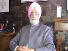 'Bhupinder Singh Mann को धमकियां मिल रही थीं'- Vinod Anand | Farmers Protest