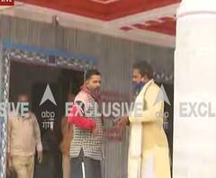 CM Yogi ने गोरखनाथ मंदिर में श्रद्धालुओं को जानिए क्यों डाटा । ABP Ganga ​