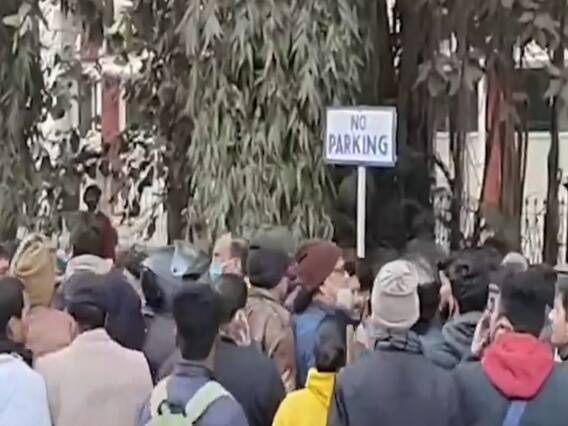 Farmers Protest : BHU में किसानों के समर्थन में प्रदर्शन के दौरान हिंसक झड़प