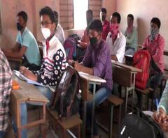 Pandharpur School | कोरोनाच्या पार्श्वभूमीवर शाळांची तयारी, पाचवी ते आठवीचे वर्ग उद्यापासून सुरू