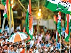 Delhi: Cong protests against demolition of Hanuman Temple