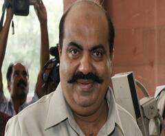 Prayagraj में Ateeq Ahmad की 18 और संपत्तियां कुर्क | ABP Ganga 