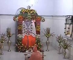 গৌর মোহন মুখার্জি স্ট্রিটের দত্ত বাড়িতেও মহা সমারোহে পালিত হচ্ছে স্বামীজির জন্মদিন