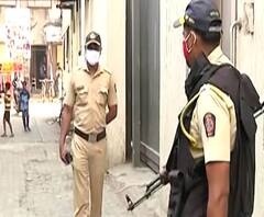 Mumbai on Alert | दिल्लीतल्या स्फोटानंतर मुंबईत अलर्ट, नरिमन हाऊसबाहेर सशस्त्र पोलीस तैनात