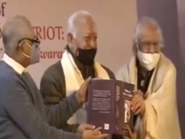 RSS Chief Bhagwat's statement on patriotism creates political uproar | Debate