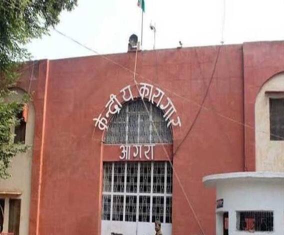 Agra Jail के कैदियों ने हथियार छोड़ औजार उठाए और हो गया कमाल | Satte Pe Satta 