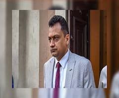 West Bengal Elections 2021: হিংসামুক্ত, অবাধ ভোট করাতে কড়া নির্বাচন কমিশন, গাফিলতিতে সংশ্লিষ্ট আধিকারিককে সরিয়ে দেওয়ার ইঙ্গিত