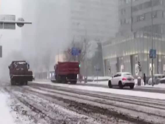 Heavy snowfall wreak havoc in China | Visuals