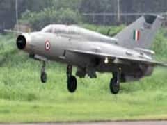 IAF का MiG-21 फाइटर जेट सूरतगढ़ के पास हुआ क्रैश, पायलट सुरक्षित बाहर निकलने में कामयाब