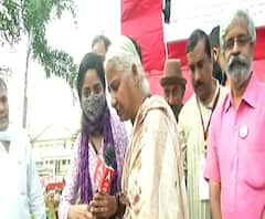 मोदी नर्मदेवर जातात त्याप्रमाणे राज्यपालही पर्यटक बनून गेले,सामाजिक कार्यकर्त्या मेधा पाटकरांचा टोला