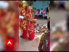 એક યુવકના પ્રેમમાં પડી બે યુવતીઓ, બંન્નેએ એક મંડપમાં યુવક સાથે કર્યા લગ્ન, જુઓ વીડિયો 