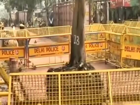 हनुमान मंदिर हटाए जाने पर AAP-BJP में घमासान, सौंदर्यीकरण योजना के तहत हटा मंदिर | ABP Special