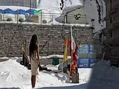 Kedarnath में बर्फ के बीच साधुओं की साधना की अनोखी तस्वीर 