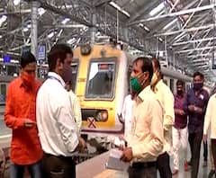 Mumbai Local | मुंबई लोकलमध्ये प्रवासाच्या वेळेचा नियम मोडल्यास जेलवारीसह 200 रुपयांचा दंडही होणार! 