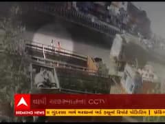 વાપીમાં રાહદારીને ટ્રકે પાછળથી મારી ટક્કર, એકનું મોત, જુઓ CCTV