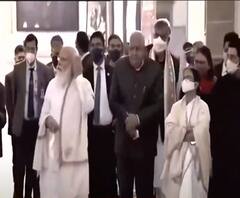 ভিক্টোরিয়া মেমোরিয়ালে মিউজিয়াম প্রদর্শন প্রধানমন্ত্রী Narendra Modi-র, সঙ্গে রয়েছেন মুখ্যমন্ত্রী Mamata Banerjee