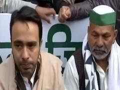 Ghazipur बॉर्डर पर राकेश टिकैत से मिलने पहुंचे मनीष सिसोदिया और जयंत चौधरी 