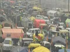 गणतंत्र दिवस पर शान बढ़ाएंगे जवान, लेकिन सड़कों पर होंगे किसान | मास्टर स्ट्रोक (25.01.2021)