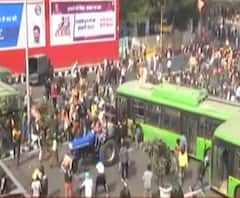 Tractor Parade Delhi में आंदोलन के नाम पर अराजकता क्यों ? | Farmers Protest 