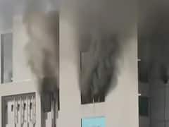 सीरम इंस्टीट्यूट में आग, 5 मजदूरों की मौत, कोरोना वैक्सीन सुरक्षित । Namaste Bharat । 22.01.2020