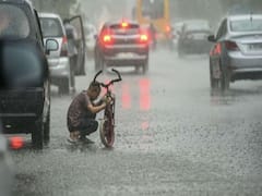 Delhi NCR में झमाझम बारिश, सर्दी और सताएगी, हिमाचल के कई इलाकों में भारी बर्फबारी । Speed News