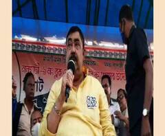 এক ঝলকে: বিশ্বভারতীতে এক সপ্তাহের মধ্যে দু’দুবার উদ্বোধন হল একই রাস্তার! উদ্বোধন করলেন অনুব্রত মণ্ডল, সঙ্গে আরও খবর 