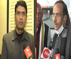 Savarkar की तस्वीर को गलत बताने वालों को Dinesh Sharma ने दिया करारा जवाब | ABP Ganga 