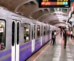 Kolkata Metro Rail: দমদম মেট্রো স্টেশনে আত্মহত্যার চেষ্টা, অল্পের জন্য প্রাণরক্ষা যুবকের