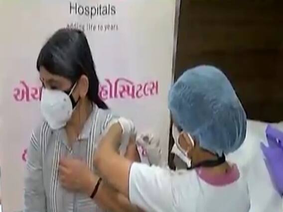 અમદાવાદઃ ખાનગી હોસ્પિટલ ધરાવતા 15 સંચાલકોએ કોરોનાની વેક્સીન આપવાની મંજૂરી માંગી