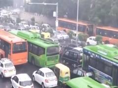 Delhi, Gurugram में 3 दिन से लगातार हो रही है बारिश, आज गिरे ओले 